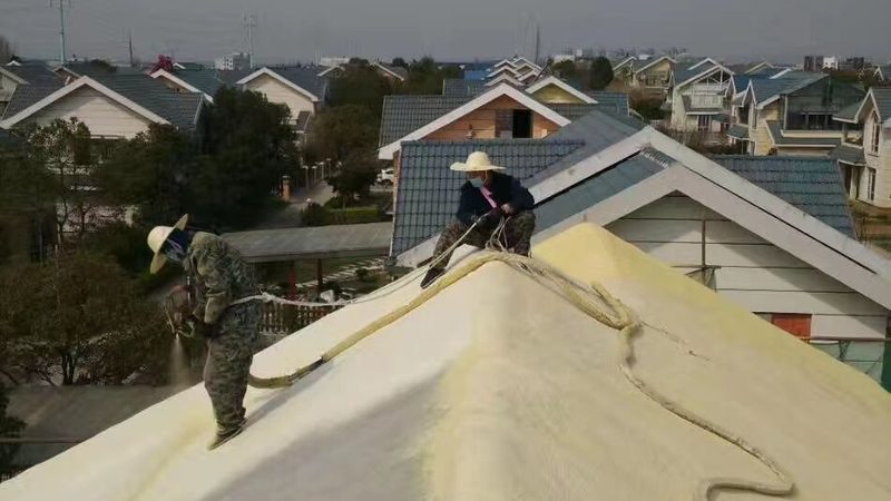 聚氨酯保温板防火等级规范：关键指标与合规要点**